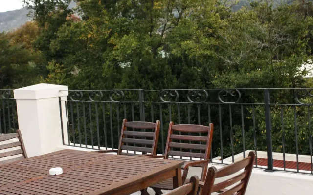 Riversong Guest House