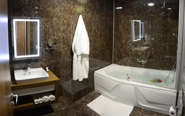 White Star Hotel