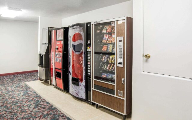 Rodeway Inn Whitehall