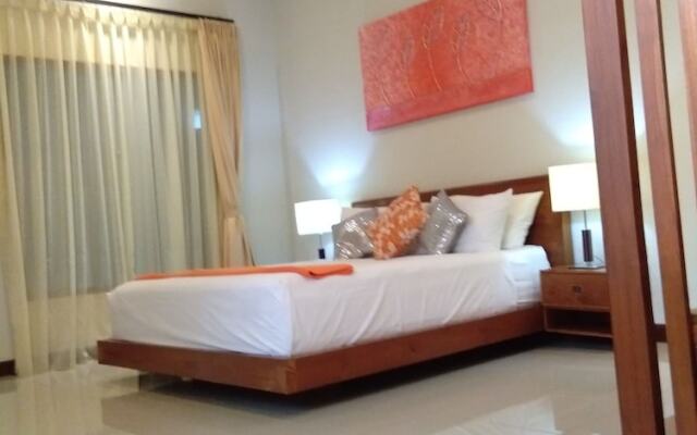 Gathering With 5 Bedroom Center House Villa