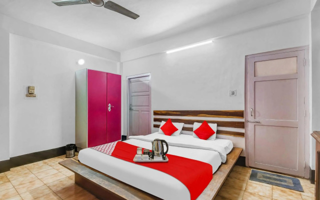 OYO Flagship 70293 Bobs Mansion