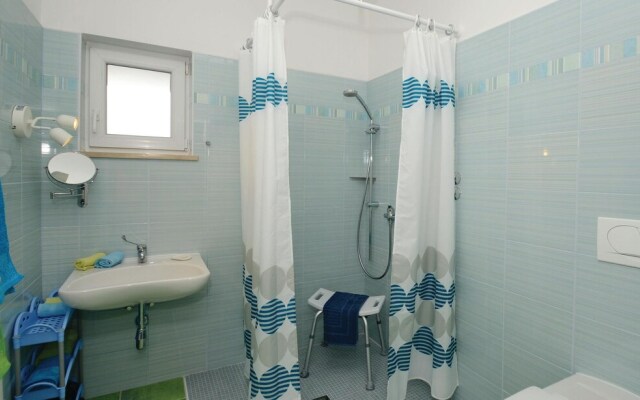 Nice Home in Koromacno With Wifi and 1 Bedrooms