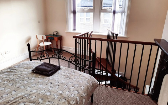Remarkable Duplext Apartment in Shipley