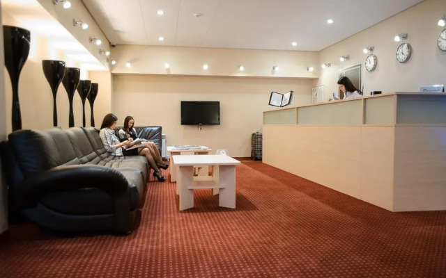 Golden House Hotel
