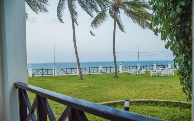 Nyali Beach Holiday Resort
