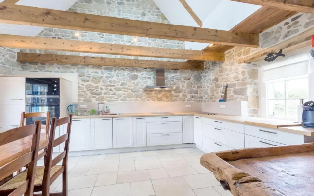 Holiday Home Le Vieux Chêne - CMS106