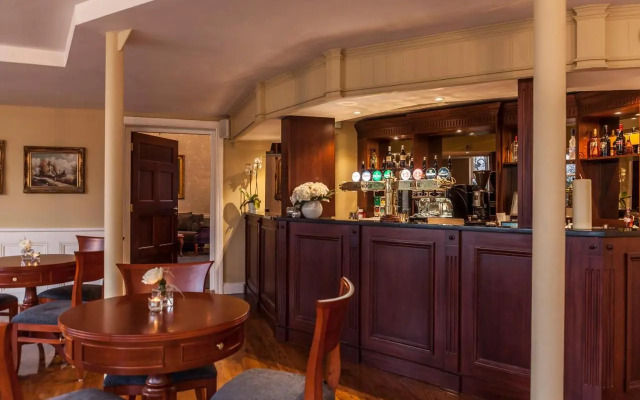 Liffey Valley House Hotel