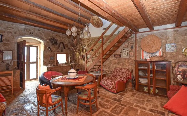 Awesome Home in Ragusa With 3 Bedrooms and Wifi