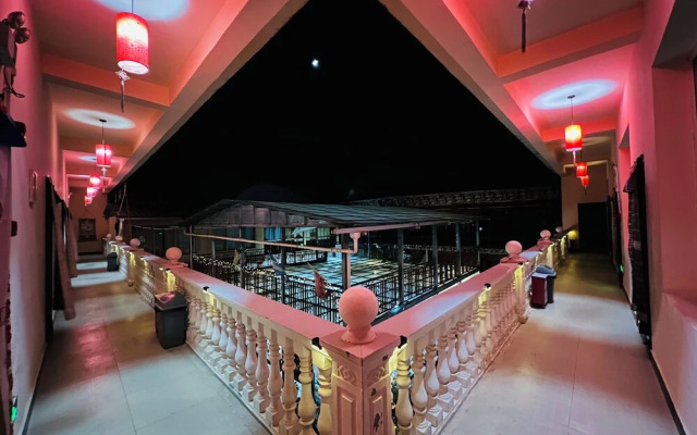 ShangriLa chudengshuo homestay