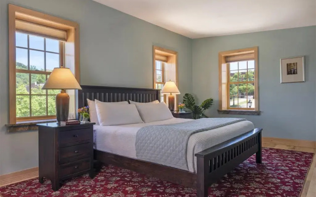 St James Hotel, a Historic Hotel of America