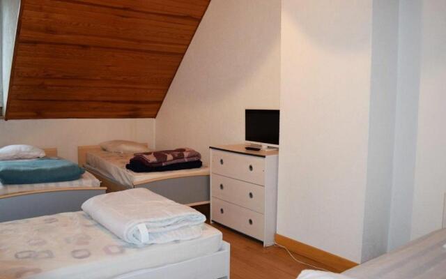 Gîte Vichères, 4 pièces, 6 personnes - FR-1-581-91