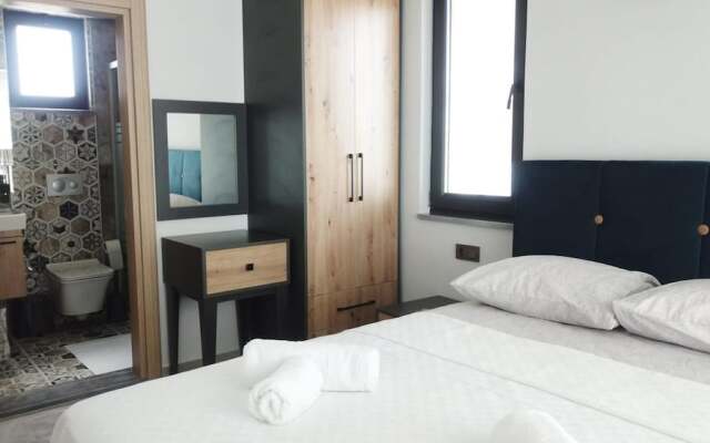 Stunning 4-bed Villa Grey 4 Bedrooms Private Pool