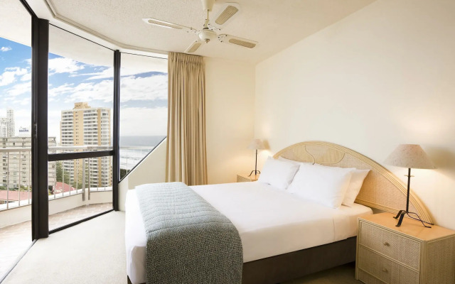 Paradise Centre Apartments