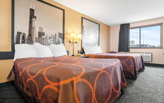 Super 8 by Wyndham Bourbonnais/Kankakee Area