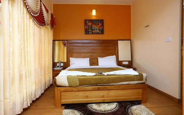 Lagana MMR Holiday Inn