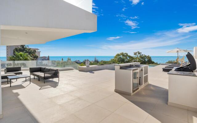 Villa Nirvana in Fuengirola