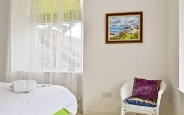 Crieff Armoury Luxury Self Catering Apartment