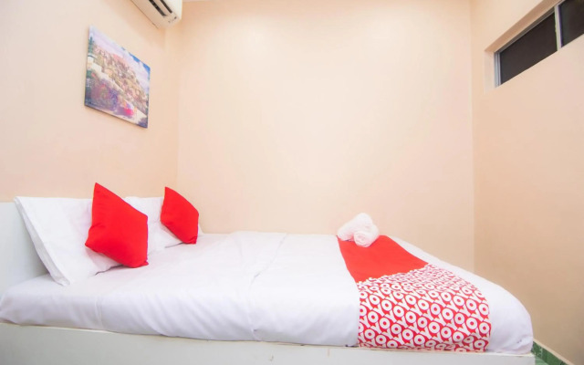 OYO 1224 Hotel Hajah Rohayah
