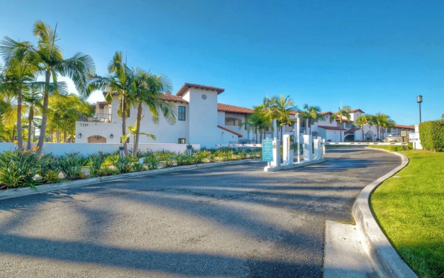 Southern Exposure w/ Private Balcony