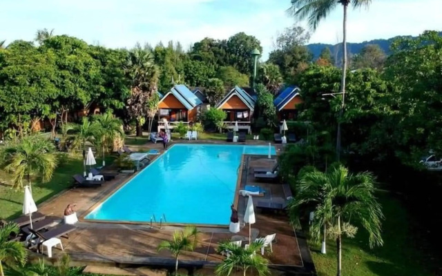 Lanta Sunny House