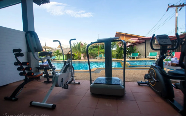 Pinky Bungalows Resort