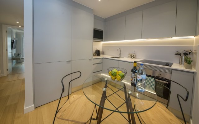 Designer Apartment in one of Lisbon's Trendiest Quarters