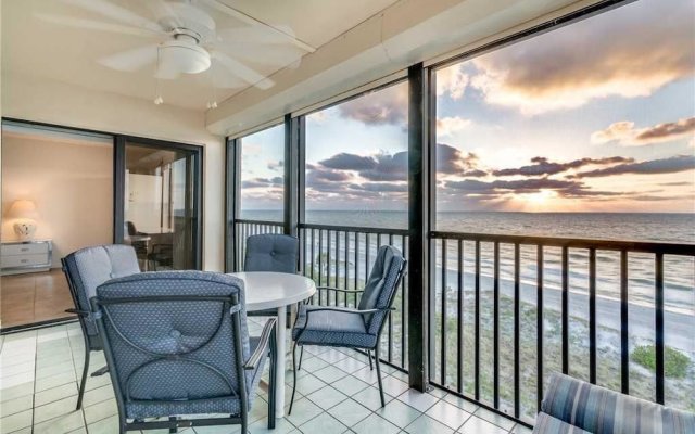 Reflections on the Gulf 504 - Two Bedroom Condo