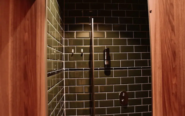 Durty Nelly's - Hostel