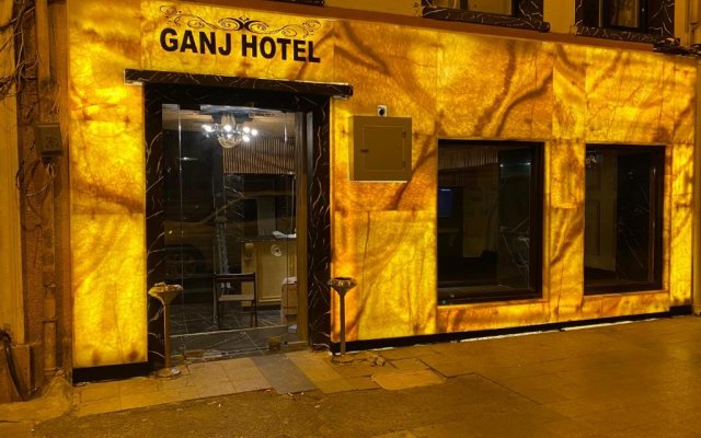 Ganj Hotel