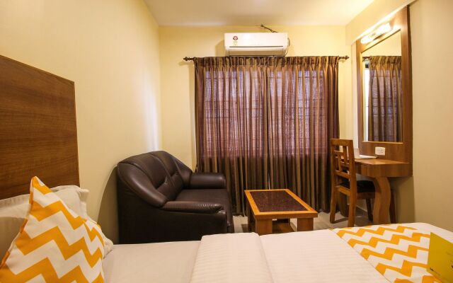 Fabhotel Jansi Deluxe Gandhipuram