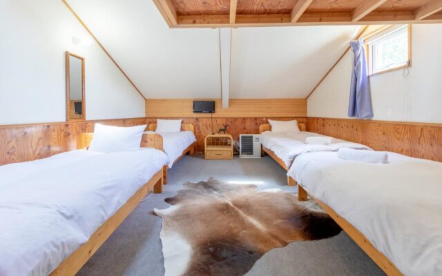 Moorea Lodge