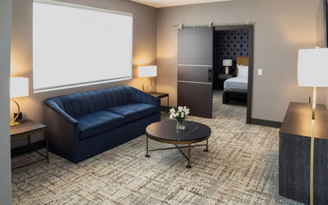 SpringHill Suites by Marriott Chicago Chinatown