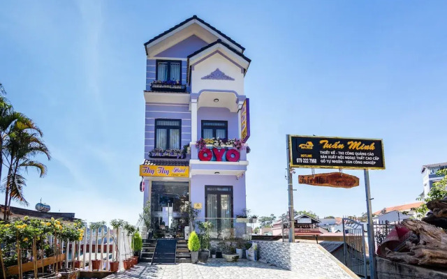 Thy Thy Hotel by OYO Rooms