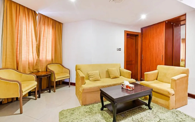 OYO 118 Revira Hotel
