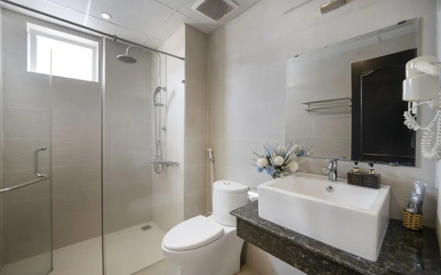 Royal Ocean Hotel Đa Nang