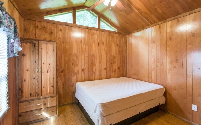 Jellystone Park™ at Birchwood Acres