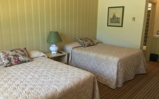 Auberge La Coudriere-Cool Hotel