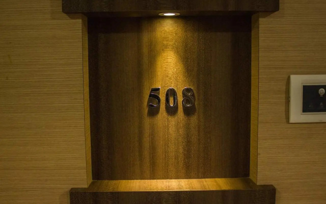 OYO 351 Hotel Corporate
