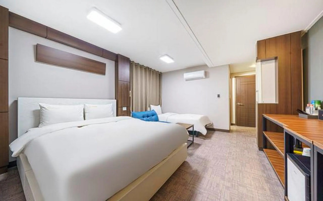 Rexhotel