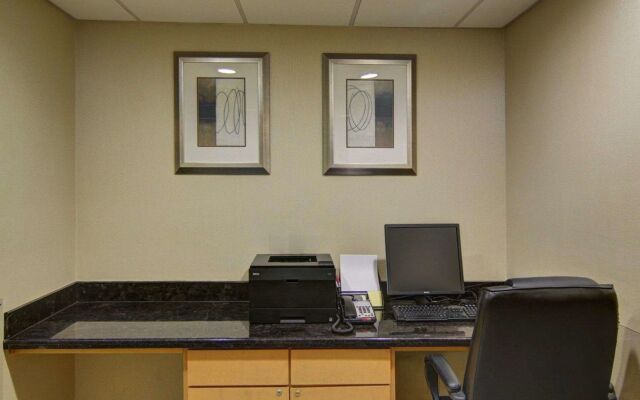 Comfort Suites Lindale - Tyler North