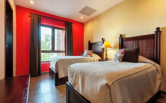 Caracol 37 Luxury Condo