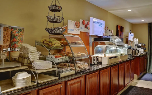 Keene Elm City Hotel, Ascend Hotel Collection