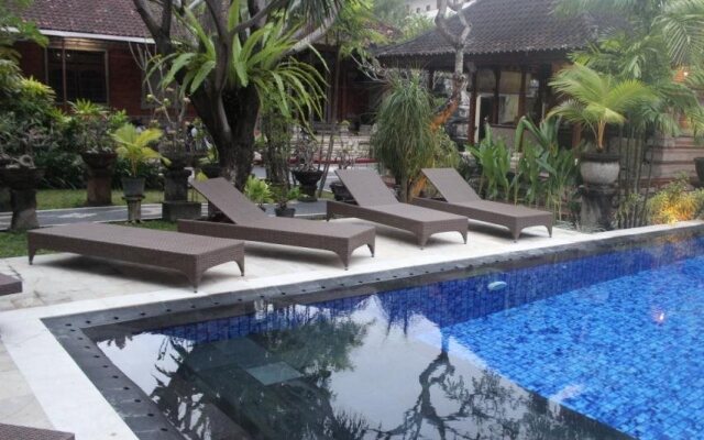 Stana Puri Anom Guest House