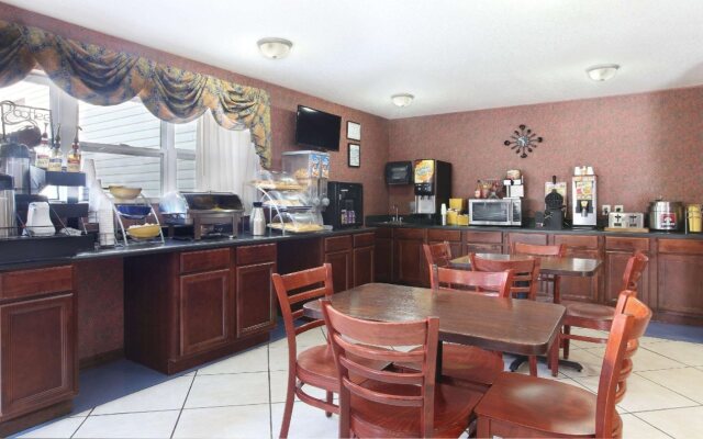 Red Roof Inn Darien - I-95/ North Brunswick