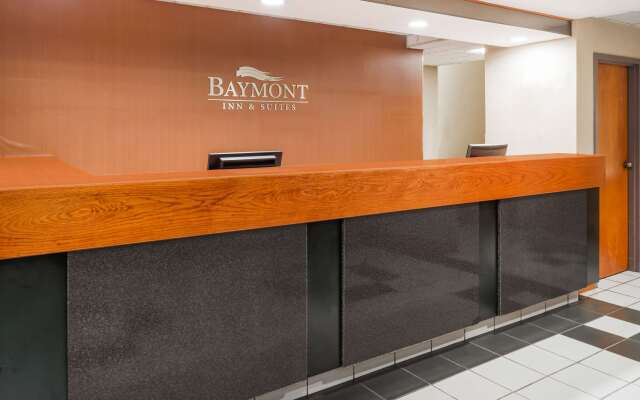 Baymont by Wyndham Clarksville Northeast