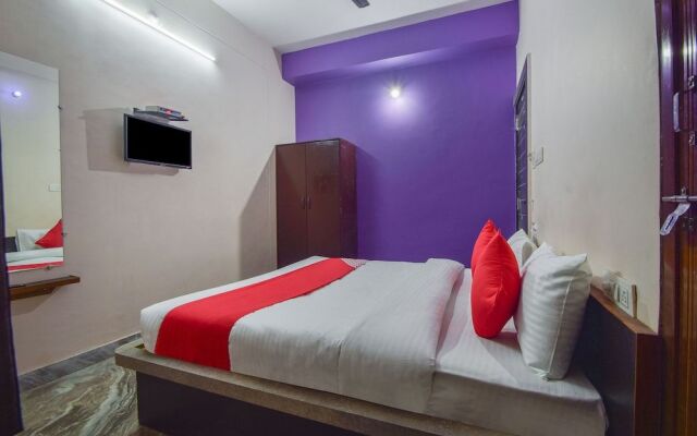 Oyo 29879 Hotel Midtown