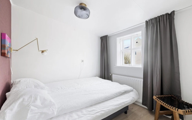 Downtown Baldursbrá Holiday Home