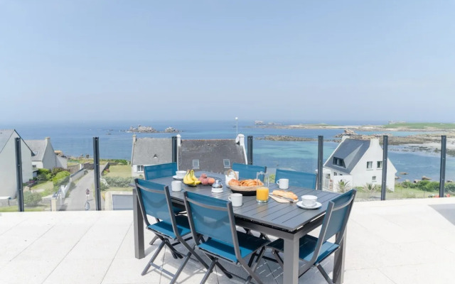 Apartment in Porspoder Near Plage du Bourg