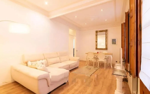 Lovely 2-bed Apartment in Rawalpindi