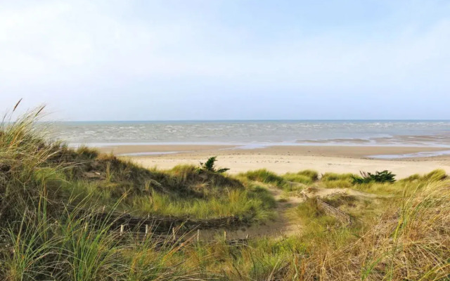 Holiday Home Zoé (CEZ407)